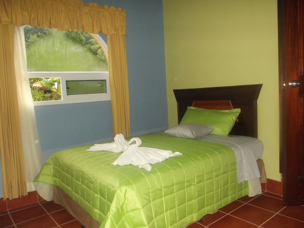 Hotel Ribiera Del Lago Peten Itza San Roman Exterior photo